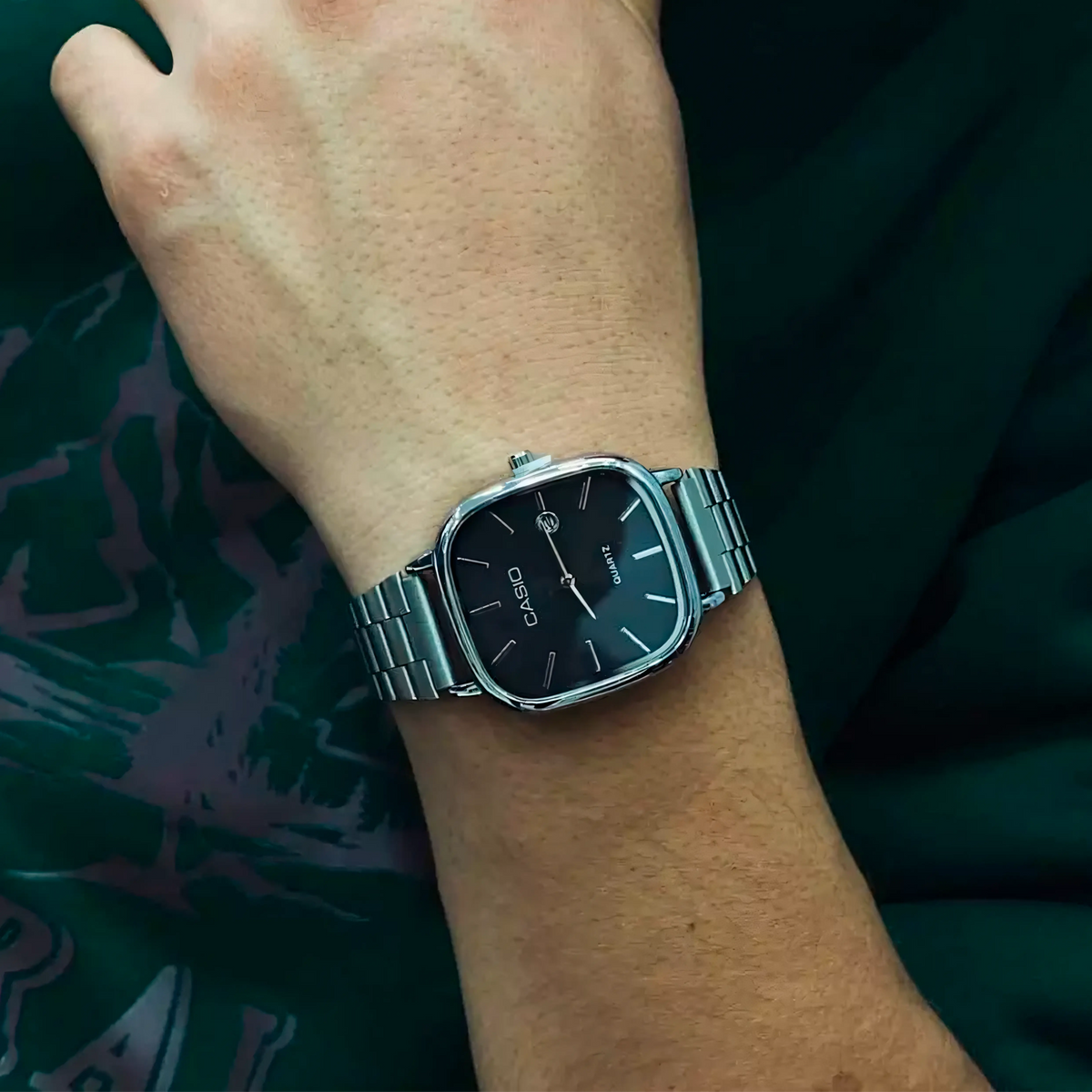 C A S I O Luxurious 36mm Watch - Transferred steel