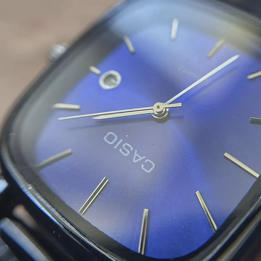 C A S I O Luxurious 36mm Watch - Transferred steel
